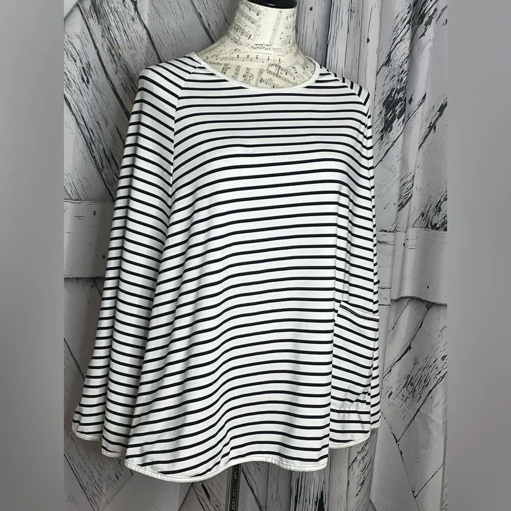 Kefee Kol Nursing Cover White Black Stripes OS